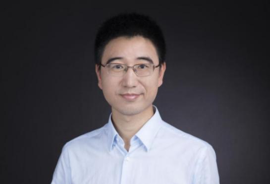 圣劍網(wǎng)絡(luò)董事長(zhǎng)CEO龔靜毅：海量終端給大屏游戲帶來新機(jī)會(huì)，電視游戲年底實(shí)現(xiàn)1億累積用戶