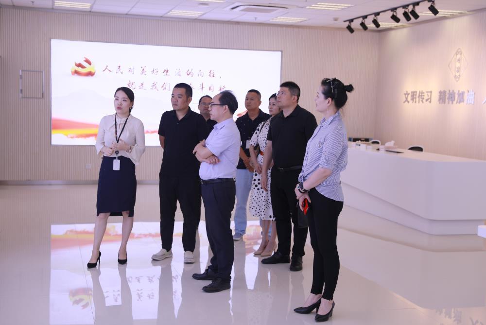 陸政品、唐雨來遂昌華數(shù)考察新時代文明傳習(xí)與校園電視臺項(xiàng)目推進(jìn)情況