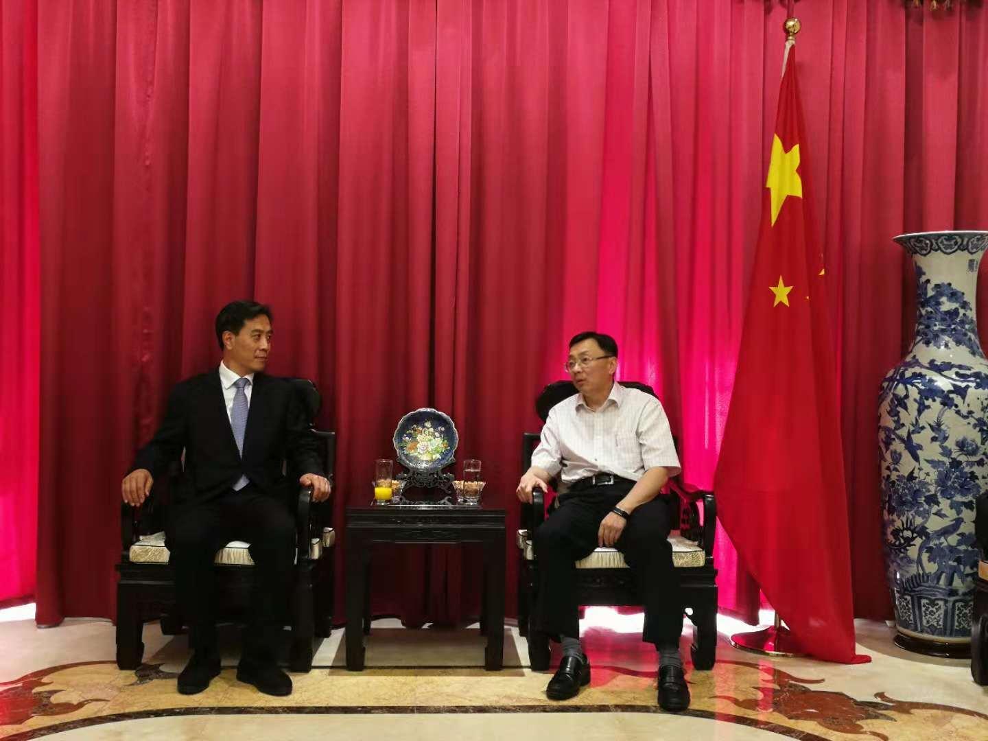駐阿聯(lián)酋大使倪堅會見國家廣電總局副局長高建民