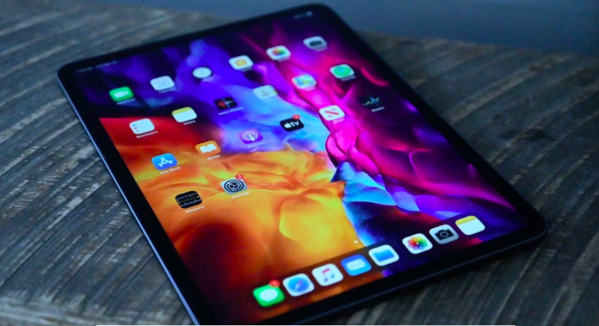 蘋果計(jì)劃在2021年下半年推出配備OLED顯示屏的iPad Pro